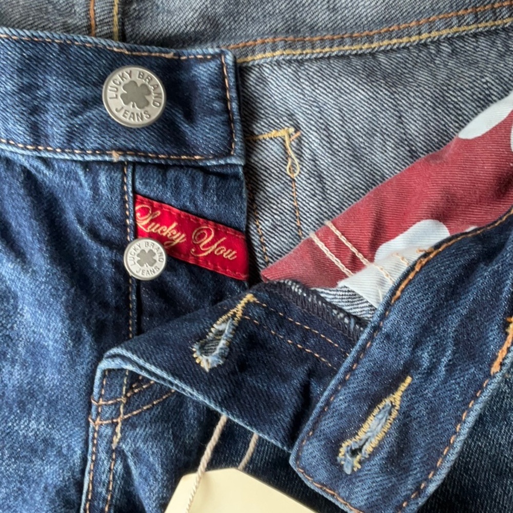 Lucky Brand flair jeans - Picture 8 of 10